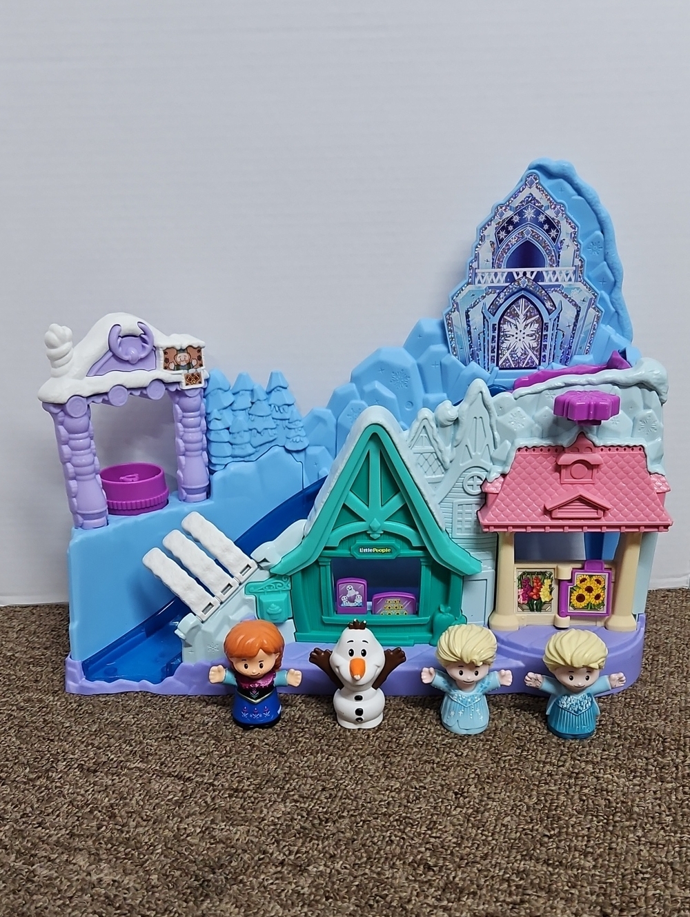 Little People Frozen Playset 4 Figures Elsa Ana Olaf
